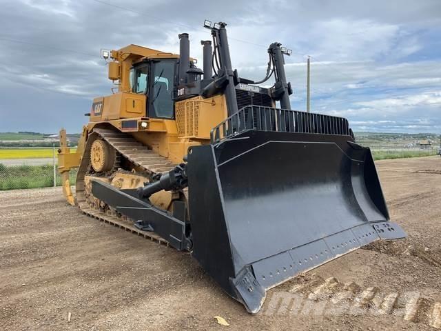 CAT D10T بلدوزرات مجنزرة