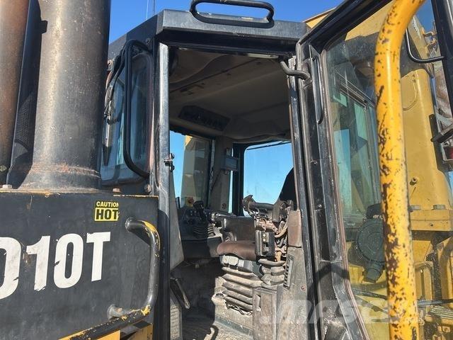 CAT D10T بلدوزرات مجنزرة