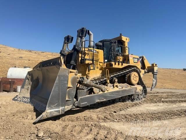 CAT D10T2 بلدوزرات مجنزرة