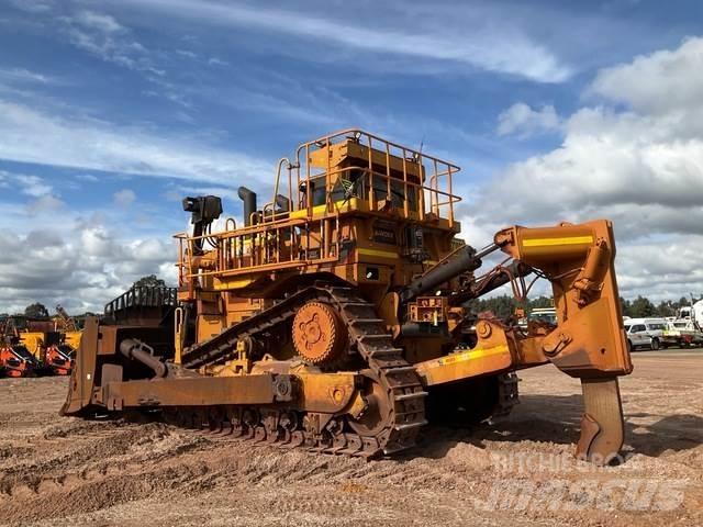 CAT D10T2 بلدوزرات مجنزرة