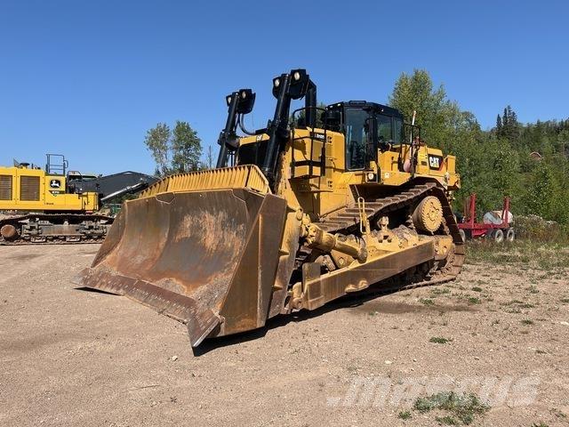 CAT D10T2 بلدوزرات مجنزرة