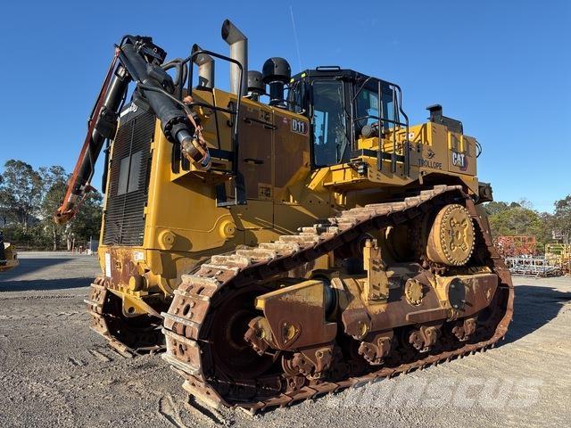 CAT D11 بلدوزرات مجنزرة
