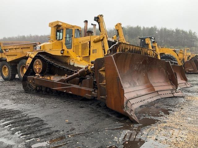 CAT D11N بلدوزرات مجنزرة