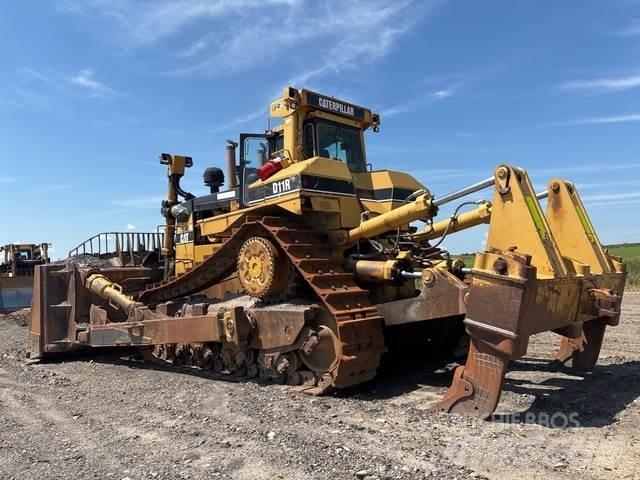 CAT D11R بلدوزرات مجنزرة
