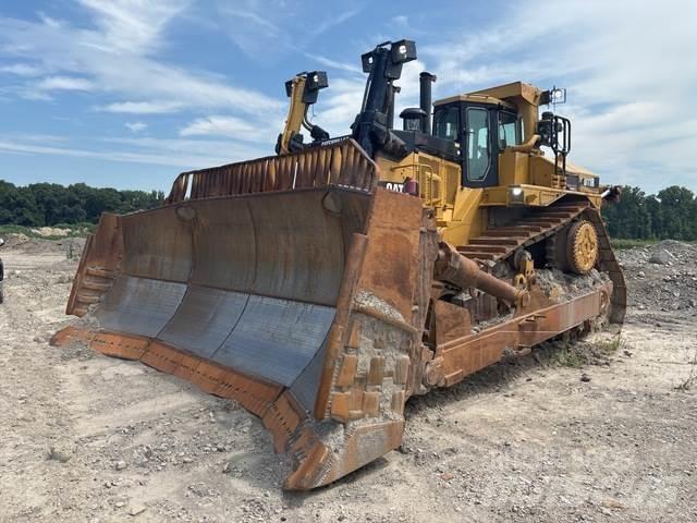CAT D11R بلدوزرات مجنزرة