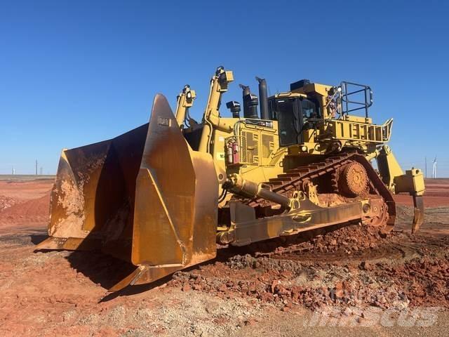 CAT D11T بلدوزرات مجنزرة