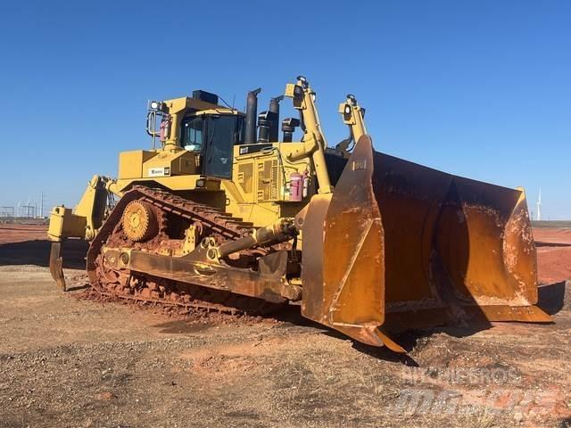 CAT D11T بلدوزرات مجنزرة