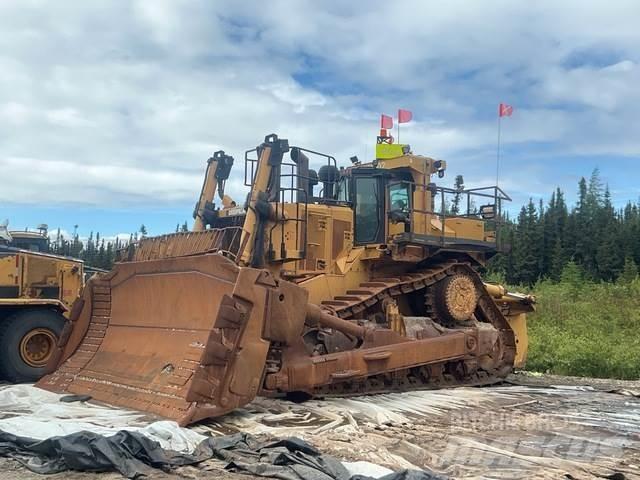 CAT D11T بلدوزرات مجنزرة