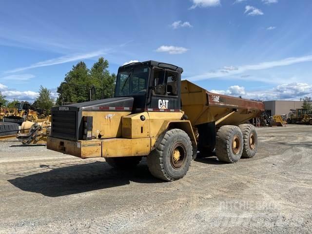 CAT D250E ساحبات مفصلية