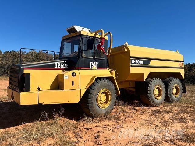 CAT D250E صهاريج مياه