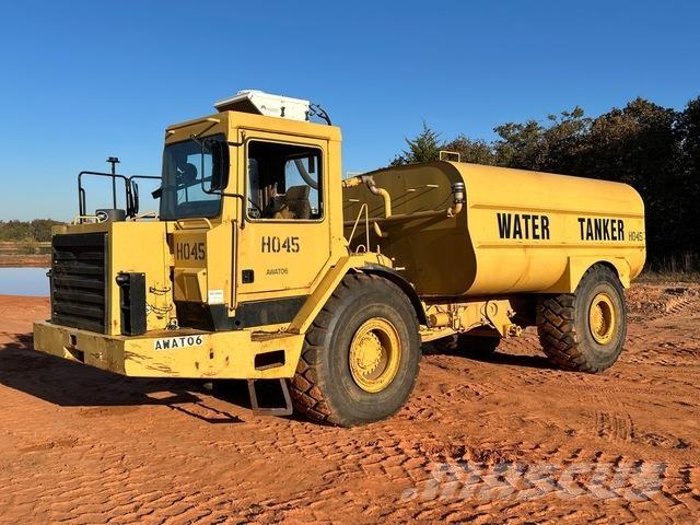 CAT D25D صهاريج مياه