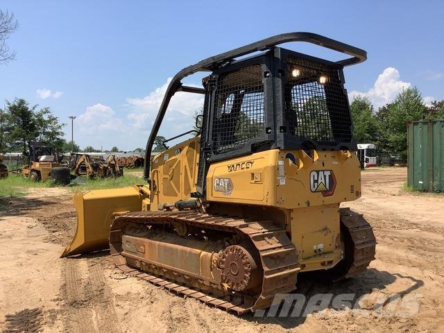 CAT D3 بلدوزرات مجنزرة