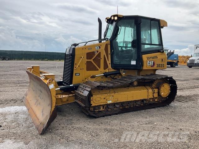CAT D3 LGP بلدوزرات مجنزرة