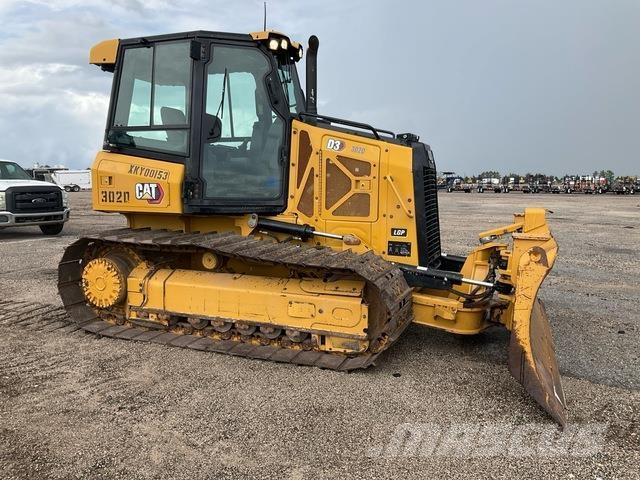 CAT D3 LGP بلدوزرات مجنزرة