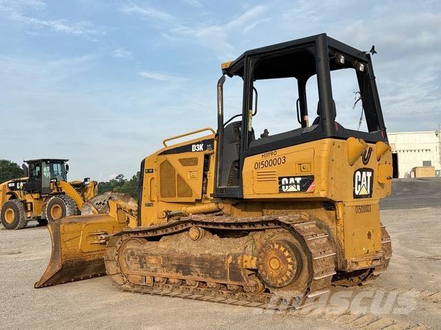 CAT D3K XL بلدوزرات مجنزرة