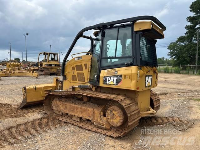 CAT D3K2 LGP بلدوزرات مجنزرة