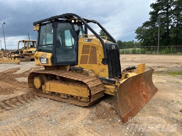 CAT D3K2 LGP بلدوزرات مجنزرة
