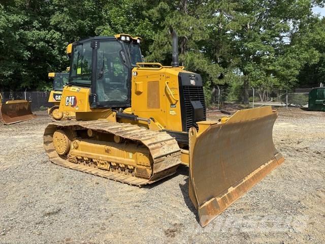CAT D4 LGP بلدوزرات مجنزرة