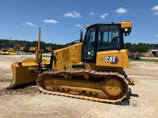 CAT D4 LGP بلدوزرات مجنزرة