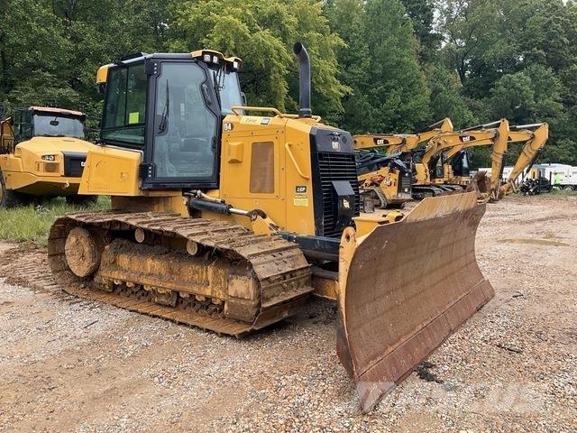 CAT D4 LGP بلدوزرات مجنزرة