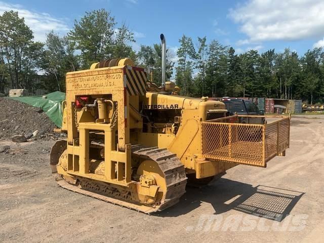 CAT D4E 20 رافعات مد أنابيب