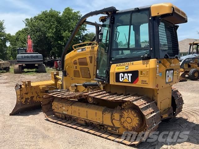 CAT D4K2 LGP بلدوزرات مجنزرة