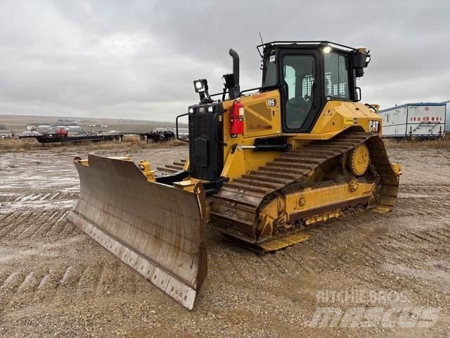 CAT D5 LGP بلدوزرات مجنزرة