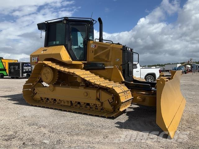 CAT D5 LGP بلدوزرات مجنزرة