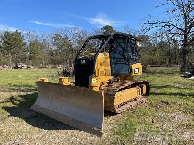 CAT D5K2 LGP بلدوزرات مجنزرة