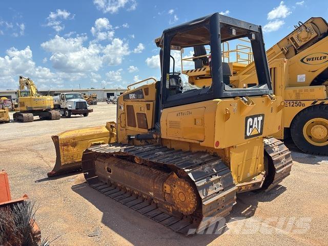 CAT D5K2 LGP بلدوزرات مجنزرة