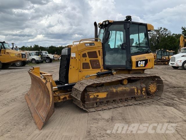 CAT D5K2 LGP بلدوزرات مجنزرة