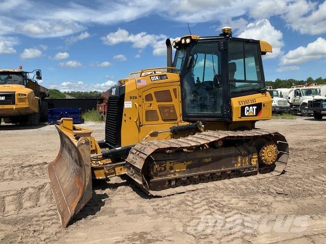 CAT D5K2 LGP بلدوزرات مجنزرة