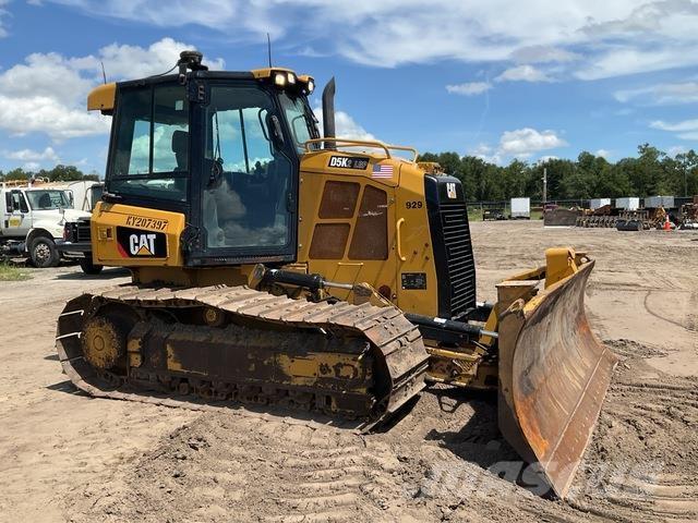 CAT D5K2 LGP بلدوزرات مجنزرة
