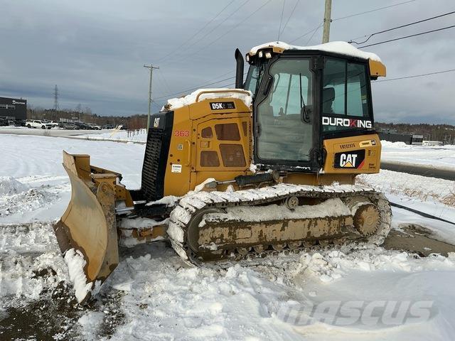 CAT D5K2 XL بلدوزرات مجنزرة