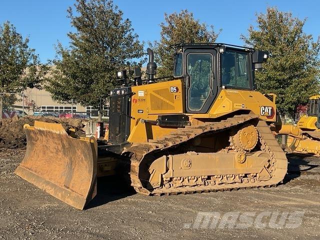 CAT D5LGP بلدوزرات مجنزرة