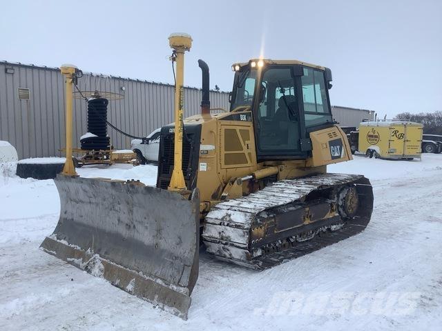 CAT D6K LGP بلدوزرات مجنزرة