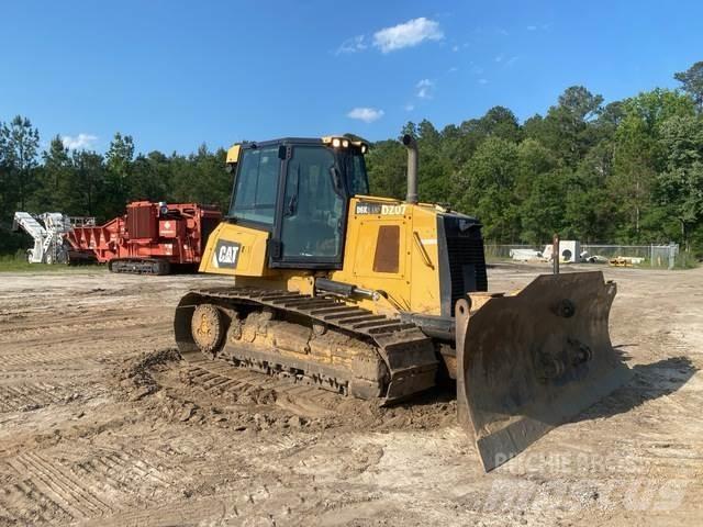CAT D6K2 LGP بلدوزرات مجنزرة