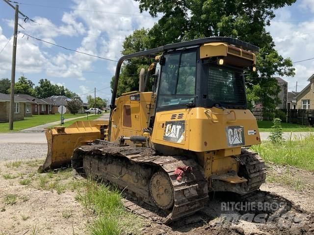 CAT D6K2 LGP بلدوزرات مجنزرة
