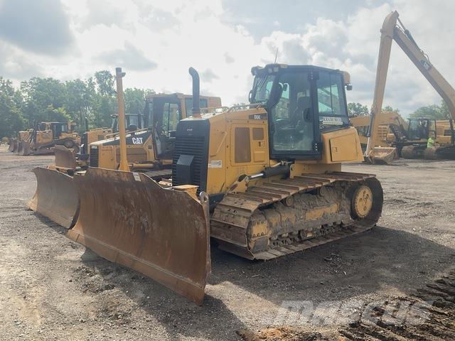 CAT D6K2 LGP بلدوزرات مجنزرة