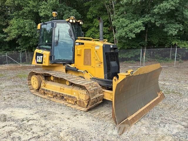 CAT D6K2 XL بلدوزرات مجنزرة