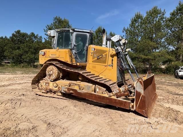 CAT D6LGP بلدوزرات مجنزرة