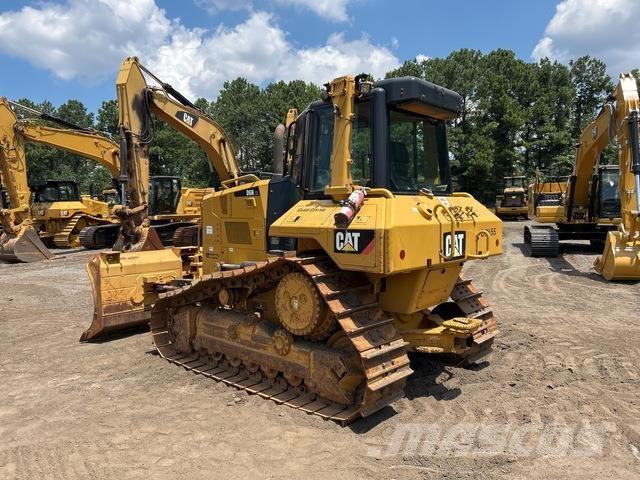 CAT D6N XL بلدوزرات مجنزرة