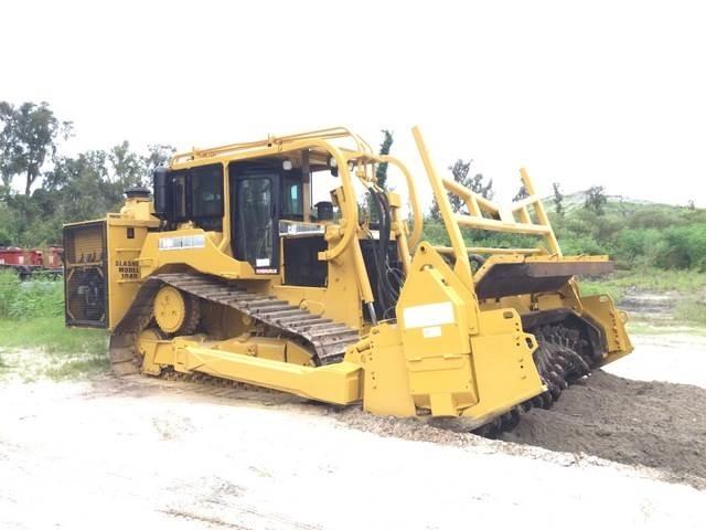 CAT D6R بلدوزرات مجنزرة