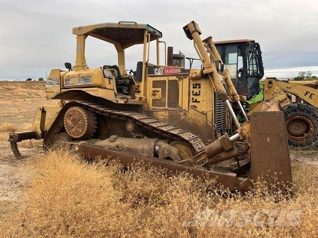 CAT D6R XL بلدوزرات مجنزرة