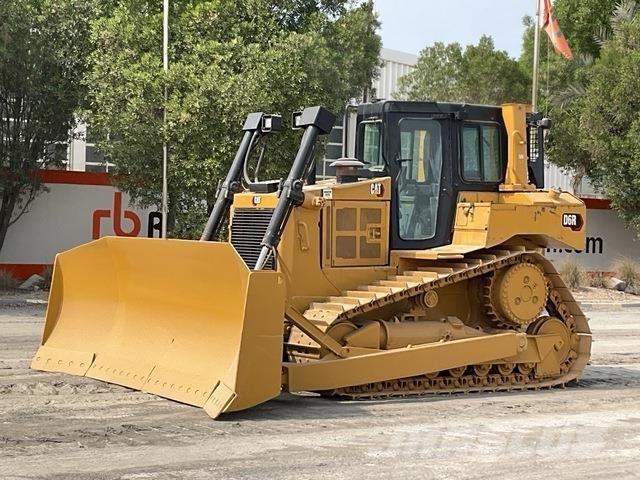 CAT D6R XL بلدوزرات مجنزرة