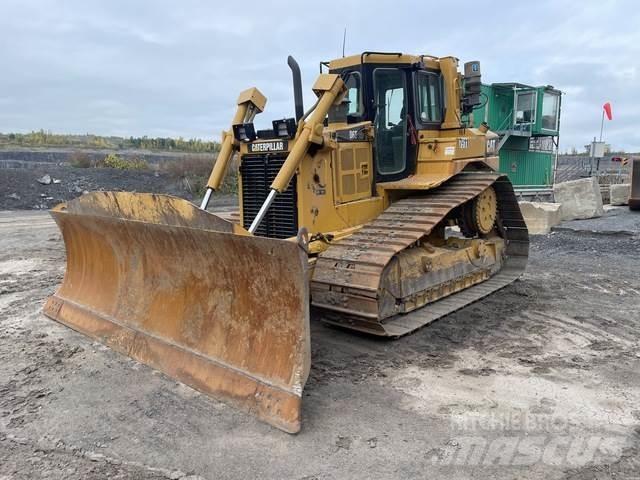 CAT D6T LGP بلدوزرات مجنزرة