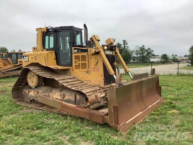 CAT D6T LGP بلدوزرات مجنزرة