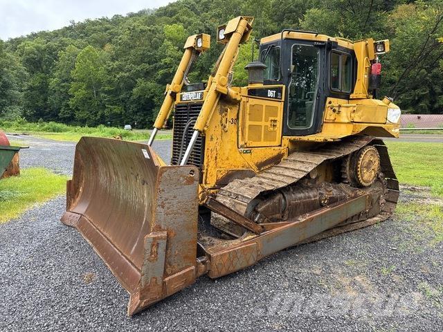CAT D6T XL بلدوزرات مجنزرة