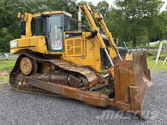 CAT D6T XL بلدوزرات مجنزرة
