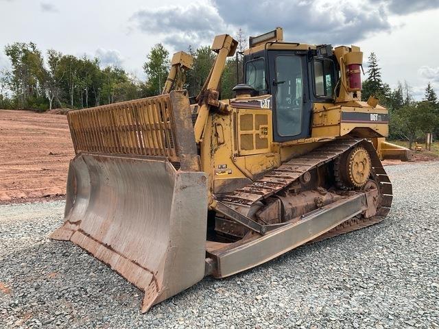 CAT D6T XL بلدوزرات مجنزرة